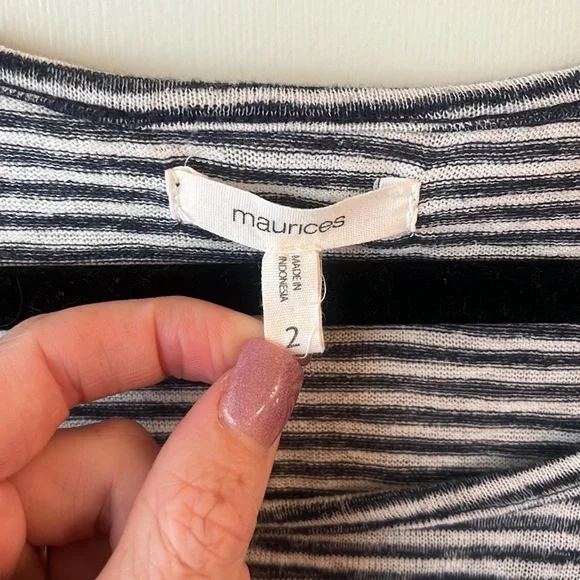 Maurices Blouse - Picture 2 of 5
